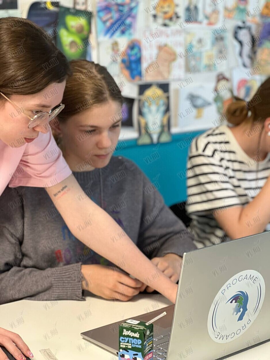 Интенсив по курсу «Графический дизайн» для подростков 12-16 лет (Progame vl)