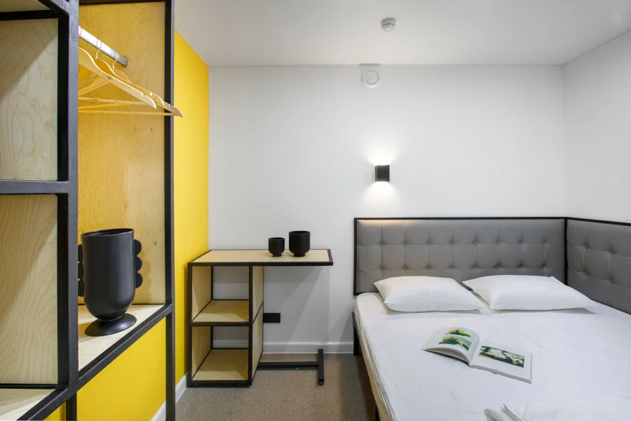 LUNA CAPSULE HOTEL - фото 1