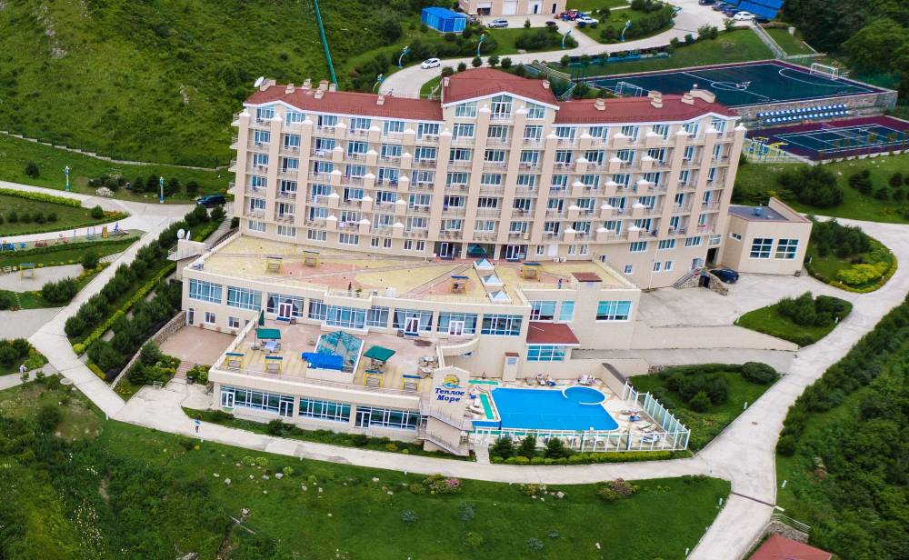 Теплое море