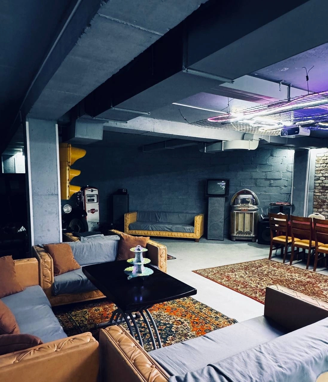 Club house - фото 1