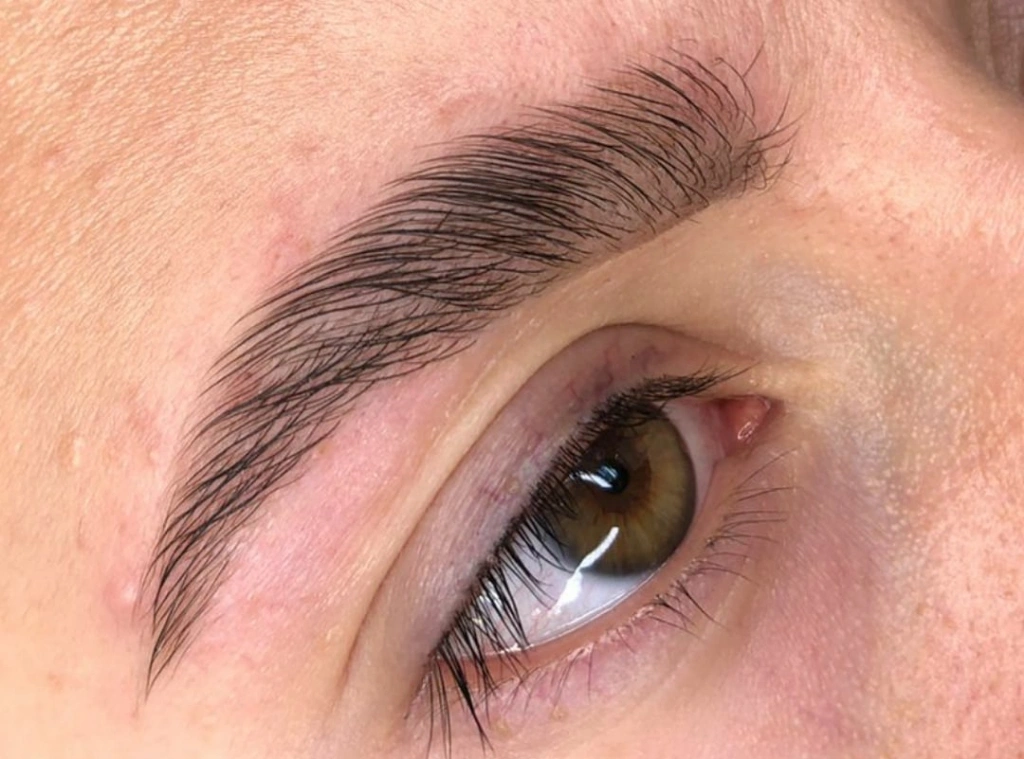 Brows_tami - кабинет оформления бровей - ресниц и массажа лица - фото 92