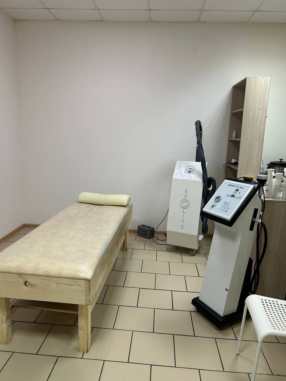 Lakiza_massage.vl - студия аппаратного массажа и коррекции фигуры - фото 1