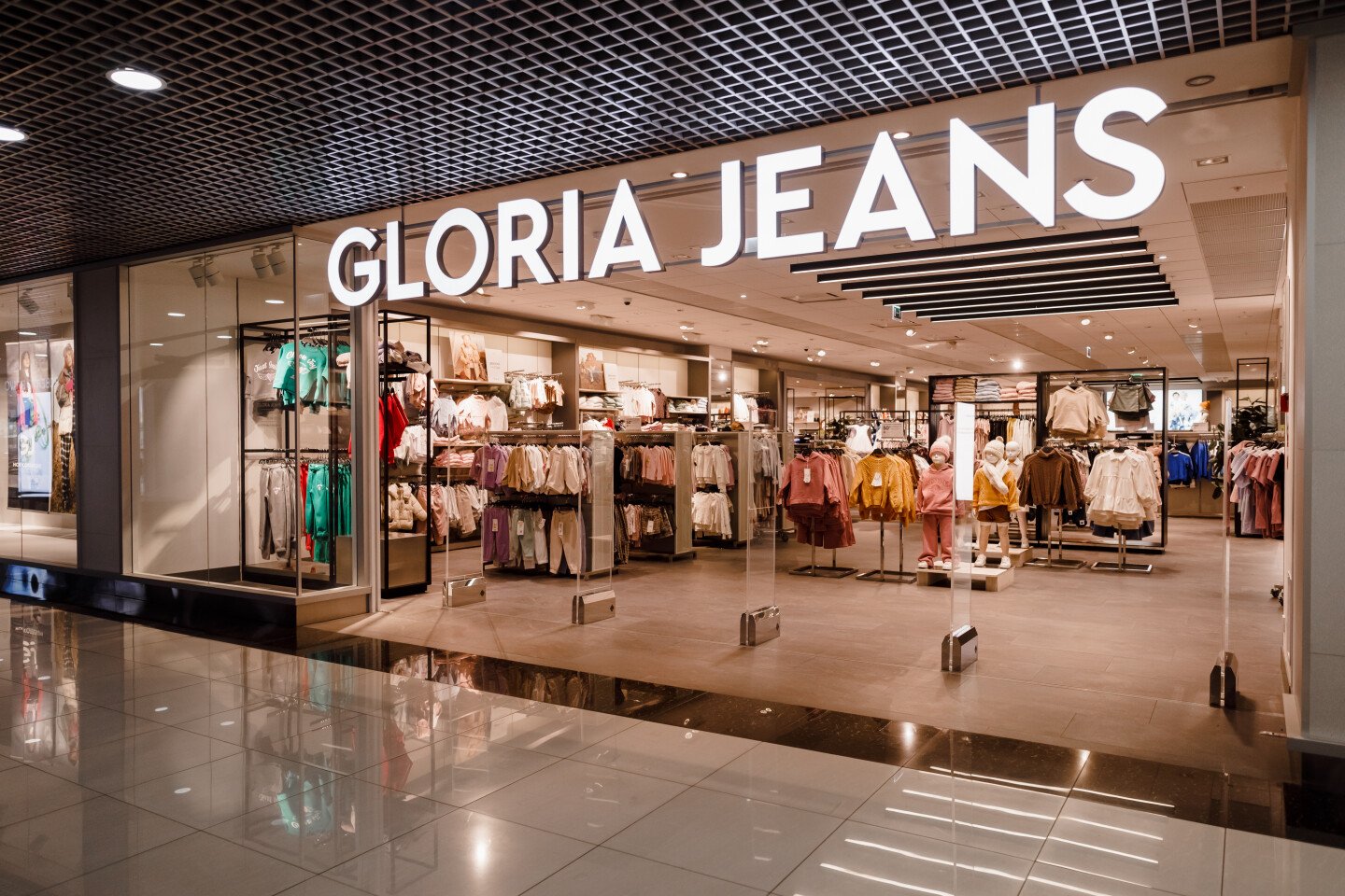 Gloria Jeans - магазин одежды - фото 9