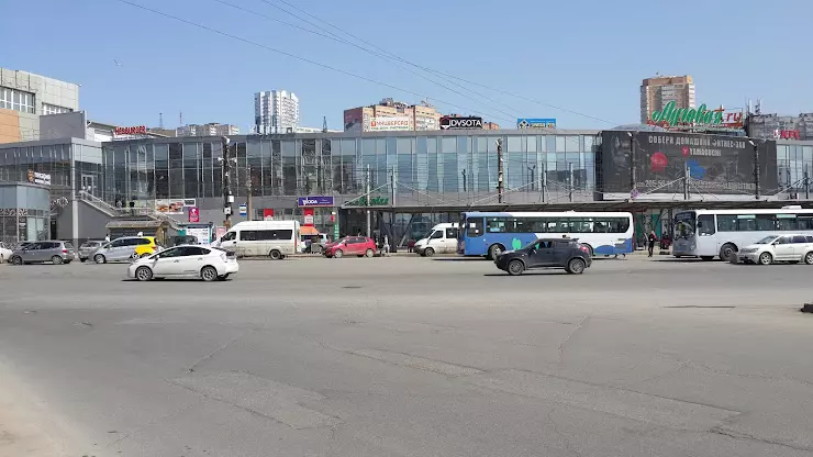Луговая - торгово-развлекательный комплекс