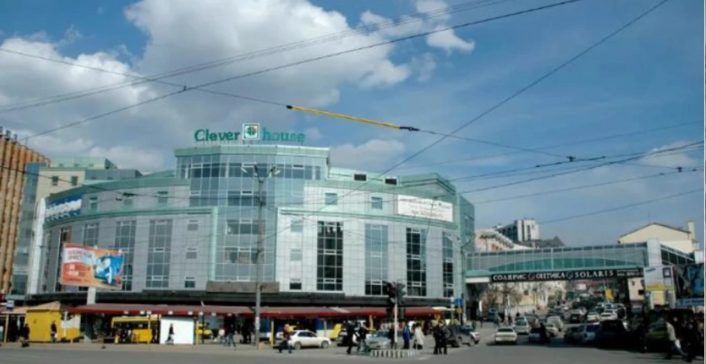 Clover House - торговый центр - фото 3