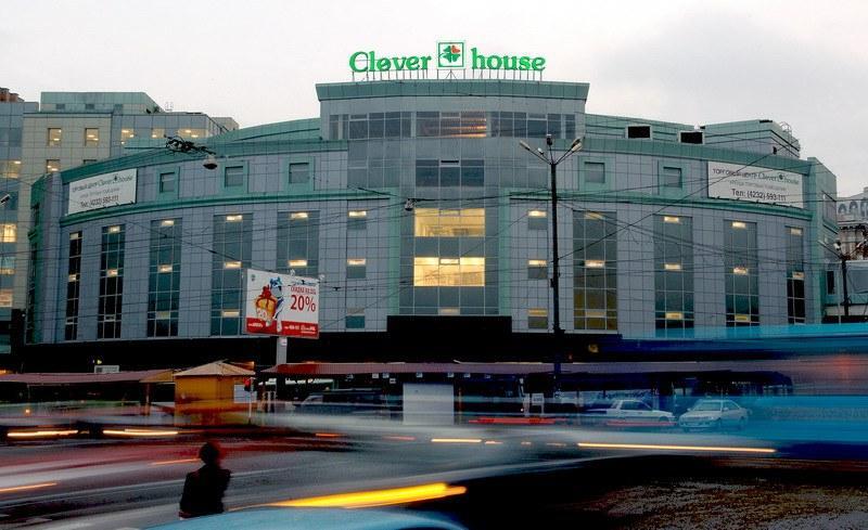 Clover House - торговый центр