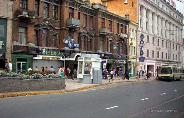 Зелёные кирпичики - торговый центр - фото 2