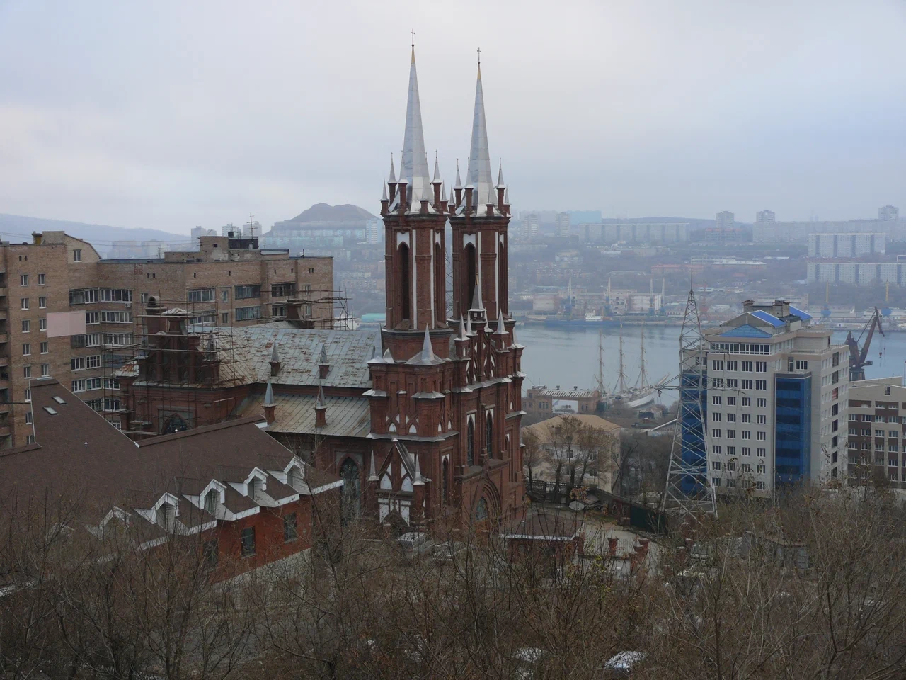 Католическая церковь Пресвятой Богородицы - фото 3